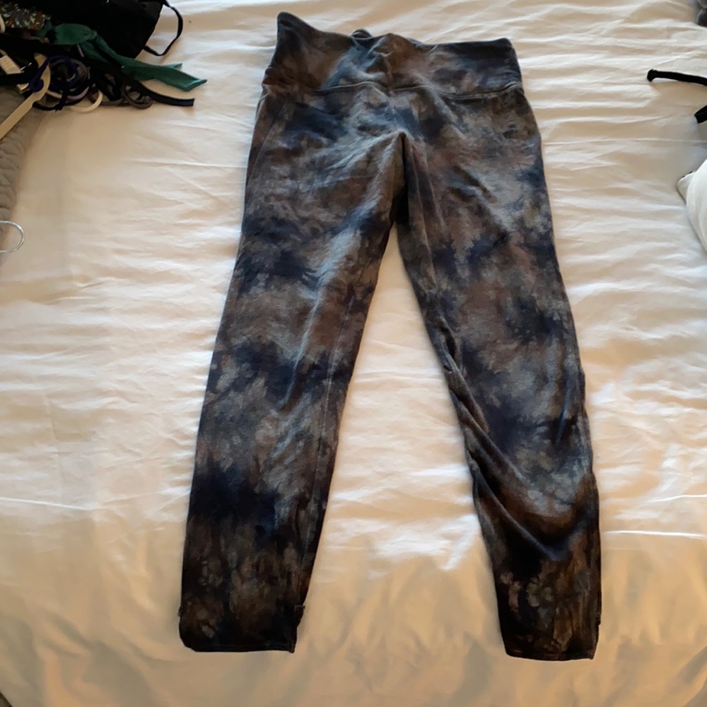 The dye Calvin Klein leggings, size large